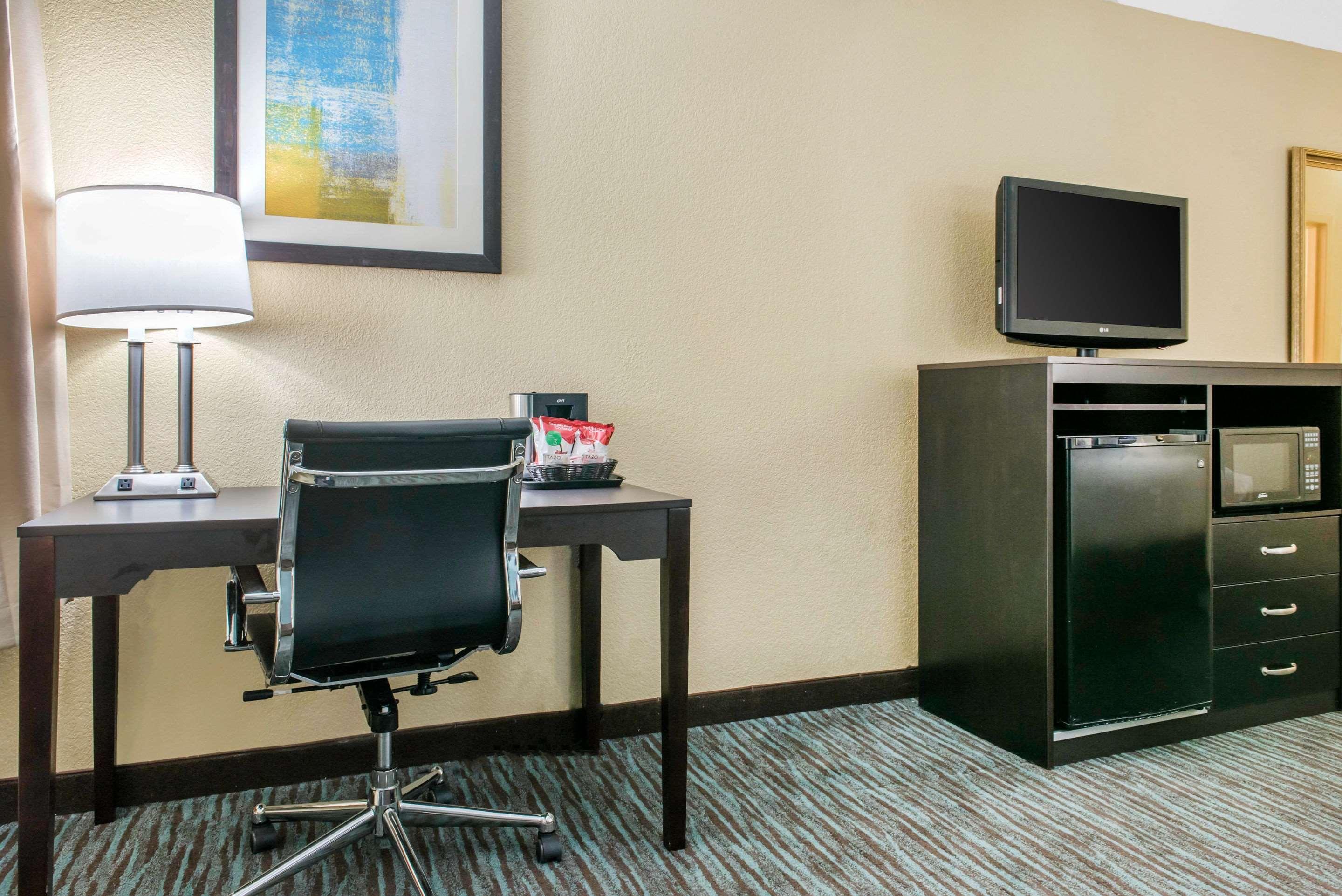 Quality Inn Dayton Airport Englewood Eksteriør bilde
