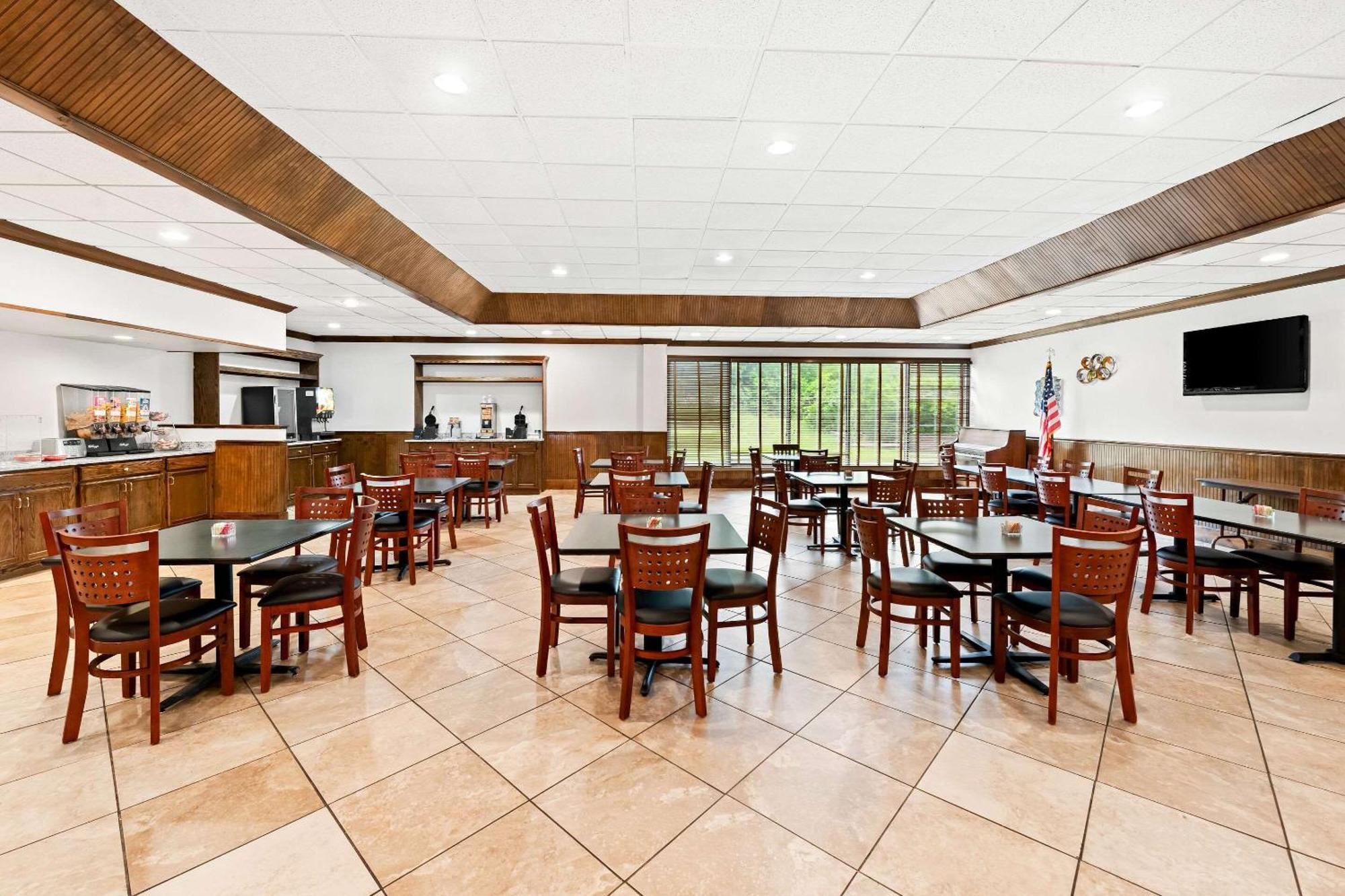 Quality Inn Dayton Airport Englewood Eksteriør bilde