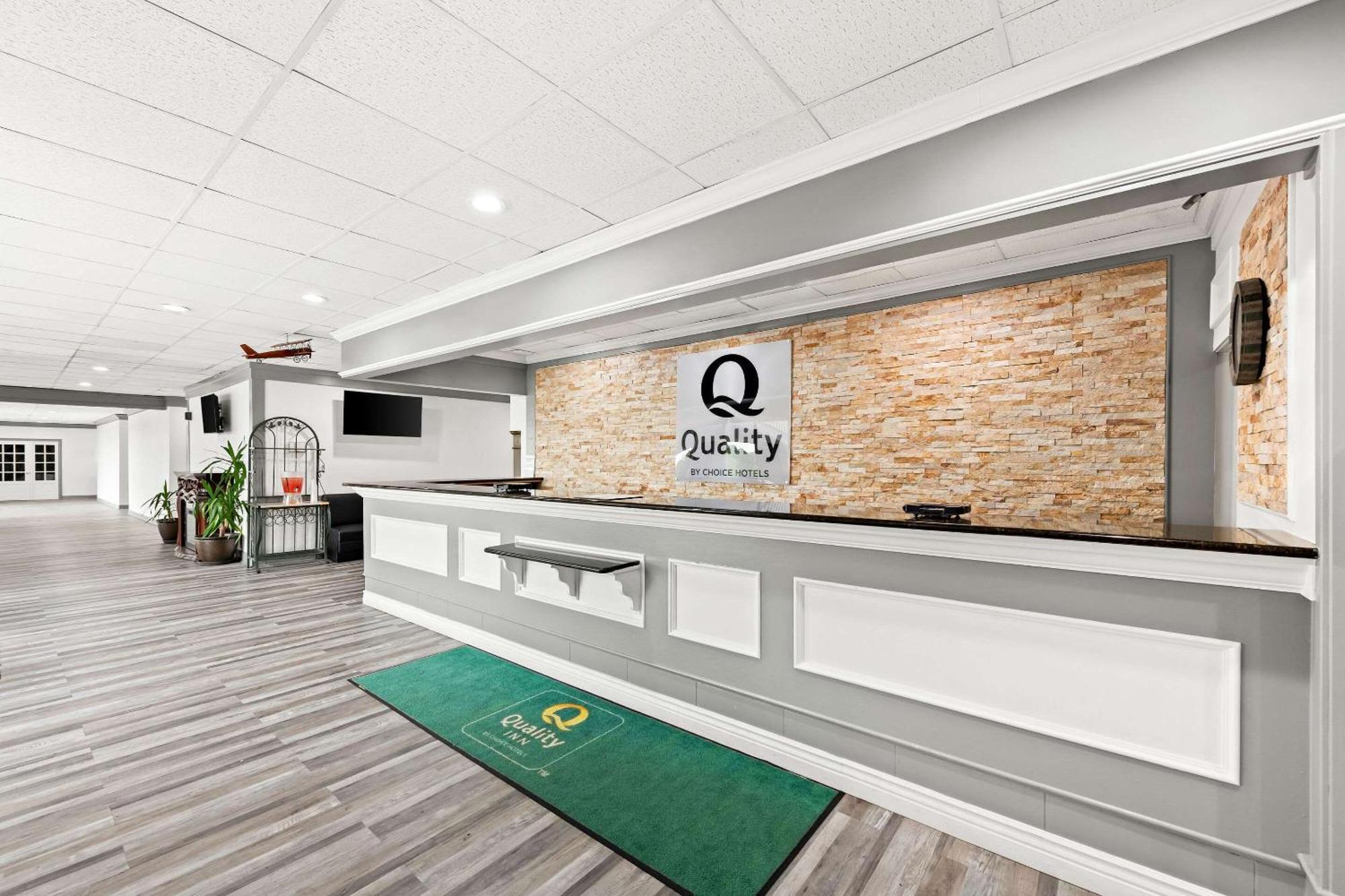 Quality Inn Dayton Airport Englewood Eksteriør bilde